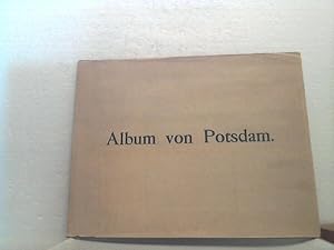 Album von Potsdam. - 1 Panorama und 30 Ansichten nach Momentaufnahmen in Photographiedruck.