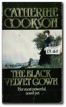 Seller image for The Black Velvet Gown for sale by Darkwood Online T/A BooksinBulgaria