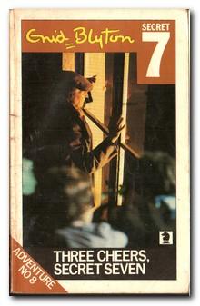 Imagen del vendedor de Three Cheers, Secret Seven a la venta por Darkwood Online T/A BooksinBulgaria