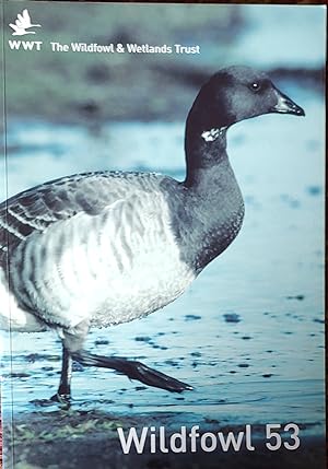 Bild des Verkufers fr Wildfowl 53 / L Nilsson & Others "Greylag Geese Anser anser" / M Frederiksen "Greylag and Pink-footed Geese" / C M Glahder & Others "White-fronted Geese in West Greenland" / A Reed & Others "Greater Snow Geese on Bylot Island" / U Zillich and J Black "Hawaiian Geese" / F Woog "nesting in Hawaiian Geese" / J A Robinson & Others "Mallard Anas platyrhynchos broods" / N R Seymour "Black Duck pairs" / K Kraaijeveld & R A Mulder "Musk Duck brood parasitism on Black Swans" / K G McCracken & Others "Musk Ducks - Nullarbor Plain" / W P Johnson & Others "Mottled Duck" / M Desholm & Others "Common Elder - Baltic/Wadden Sea" / D V Solovieva "Scaly-sided Merganser Mergus squamatus - Iman River, Russia" / A R Martin "South Georgia Pintail Anas g. georgic zum Verkauf von Shore Books