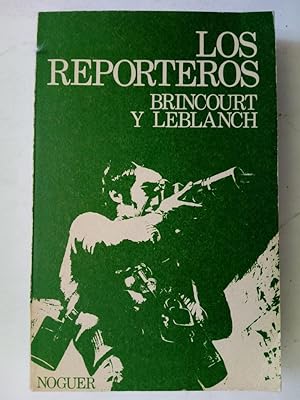 Immagine del venditore per Los reporteros venduto da Librera Ofisierra