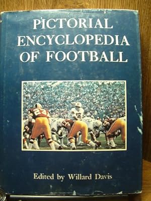 PICTORIAL ENCYCLOPEDIA OF FOOTBALL (1975 Edition)