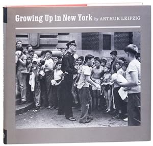 Bild des Verkufers fr Growing up in New York zum Verkauf von Lorne Bair Rare Books, ABAA