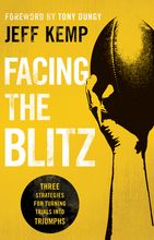 Imagen del vendedor de Facing the Blitz: Three Strategies for Turning Trials Into Triumphs a la venta por ChristianBookbag / Beans Books, Inc.