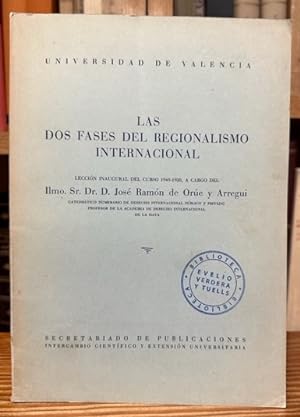 Image du vendeur pour LAS DOS FASES DEL REGIONALISMO INTERNACIONAL mis en vente par Fbula Libros (Librera Jimnez-Bravo)