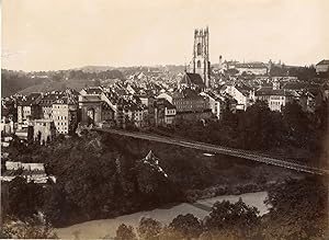 Suisse, Fribourg, le pont suspendu, vue générale