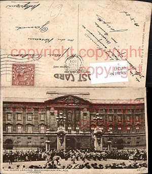 Seller image for 447247,England London Guard leaving Buckingham Palace for sale by Versandhandel Lehenbauer