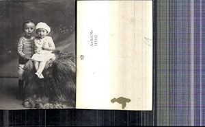 Seller image for 313182,Foto Ak Kinder Portrait a. Fell for sale by Versandhandel Lehenbauer