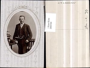 Bild des Verkufers fr 2005764,Mann m. Anzug Krawatte Bart Hut Passepartout zum Verkauf von Versandhandel Lehenbauer