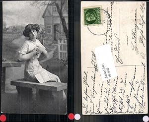 Bild des Verkufers fr 107680,Edwardian Girl Schne Frau m. Brief zum Verkauf von Versandhandel Lehenbauer