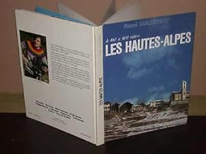 Immagine del venditore per De 480  4102 mtres. Les Hautes Alpes venduto da Hairion Thibault