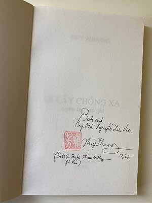 Bild des Verkufers fr Di Lay Chong Xa: tuyen tap tap ghi (Signed First Edition) zum Verkauf von M.S.  Books