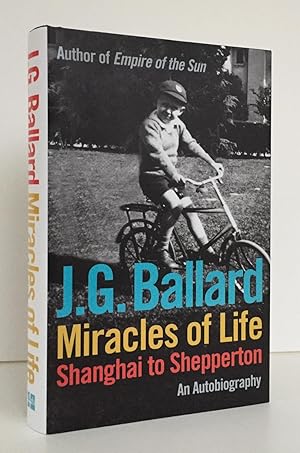 Immagine del venditore per Miracles of Life, Shanghai to Shepperton - An Autobiography venduto da Picture This (ABA, ILAB, IVPDA)