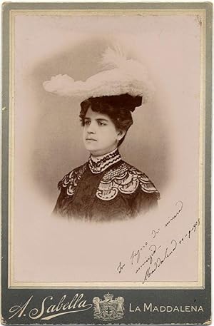 Excellent Cabinet Isle La Maddalena Tuscany Woman fashionable hat 1900c Sabella