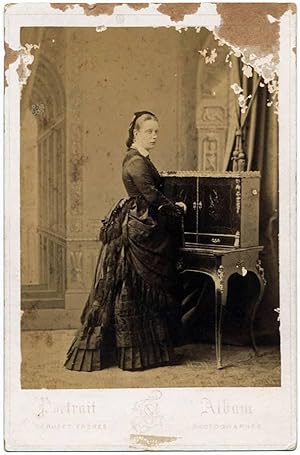 Photograph Cabinet Maria Antonietta Borbone Countes Caserta during his hexile December 1871