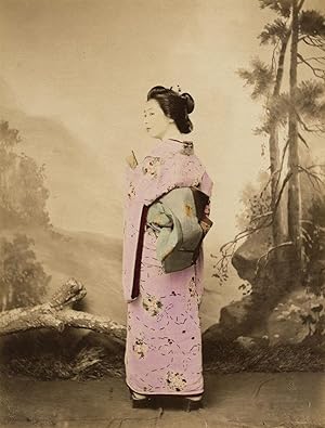 Photograph Japan Elegant woman Fashion kimono Geisha Vintage photo handcolored 1880c XL185