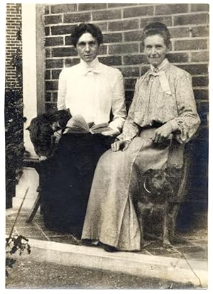 USA Two women with dog and cat Small gelatin silver photo 1920c unmounted