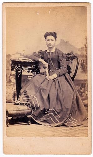 Ascoli Piceno Portrait of a intriguing woman Carte de visite 1870 E. Anastasi Vi93