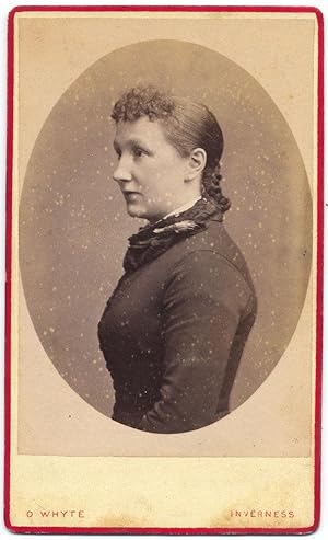 Carte de visite Inverness Scotland Portrait of a woman Albumen photo D. White 1880c S967