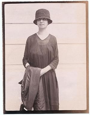 Fashion Excellent portrait of young elegant woman Original photo 1919 S1030