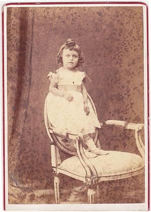 Cabine Turin Portrait of a child focused on the chair Photo Lieure 1890c S650