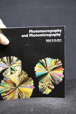 Photomacrography and Photomicrography