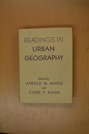Image du vendeur pour Readings in Urban Geography mis en vente par HALCYON BOOKS