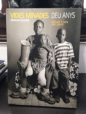 Seller image for VIDES MINADES :Deu Anys for sale by LA TIENDA DE PACO