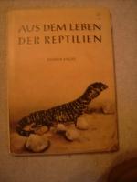 Seller image for Aus dem Leben der Reptilien for sale by der buecherjaeger antiquarischer Buchandel & Bchersuchdienst