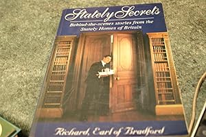 Imagen del vendedor de Stately Secrets: Behind-the-scenes Stories from the Stately Homes of Britain a la venta por SGOIS