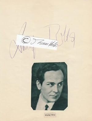 Seller image for WALTER RILLA (Walther Rilla, 1894-1980) deutscher Schauspieler, Drehbuchautor, Regisseur und Schriftsteller, 1919 grndete er die Literaturzeitschrift ?Erde?, KPD und KAPD. Er spielte in den Doktor-Mabuse-Filmen Das Testament des Dr. Mabuse und Scotland Yard jagt Dr. Mabuse sowie in den Edgar Wallace-Verfilmungen Der Flscher von London und Zimmer 13. for sale by Herbst-Auktionen