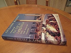 Immagine del venditore per Foods of Sicily & Sardinia and the Smaller Islands venduto da Arroyo Seco Books, Pasadena, Member IOBA
