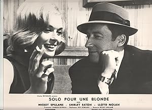 Foto-Cine: SOLO POUR UNE BLONDE: Numero 02 - MICKEY SPILLANE Y SHIRLEY EATON (1970)