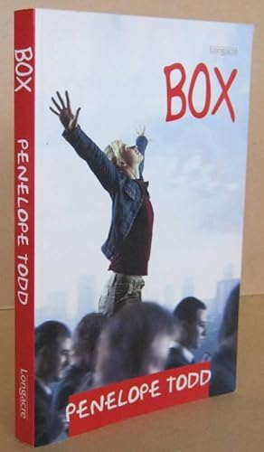 Bild des Verkufers fr Box zum Verkauf von Mainly Fiction