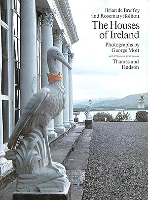 Seller image for The Houses of Ireland: Domestic Architecture from the Mediaeval Castle to the Edwardian Villa for sale by M Godding Books Ltd