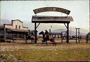 Ansichtskarte / Postkarte Filmszene Unter Geiern, Baumans Ranch, Cowboys, Bärenjäger