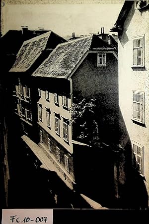 Seller image for Rettet die Grazer Altstadt! - aber wie? (=Aus: Historisches Jahrbuch der Stadt Graz ; 5/6. Enth. [u.a.]: Zur Revitalisierung der Grazer Altstadt / Sokratis Dimitriou. Sanierung der Husergruppe Hauptplatz 15, 16, 17 - Prokopigasse 2 - 4 / Wolf-Dieter Strauchs) for sale by ANTIQUARIAT.WIEN Fine Books & Prints