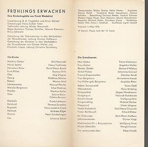 Bild des Verkufers fr Frhlings Erwachen. Inszenierung Tragelehn, B.K. und Schleef, Einar. Dramaturgie Irmer, H.J. Kostm Mller, Gnter / Lappe,Elisabeth. Mit Viehmann, Franz / Waller, Angelika / Mbius, Gerhard / Conrad, Johannes / Arndt, Gnther / Conrad, Johannes / Haase, Annemone / Ritter, Angelika / Dei, Victor / Strbing, Hans u.a. zum Verkauf von Antiquariat Carl Wegner