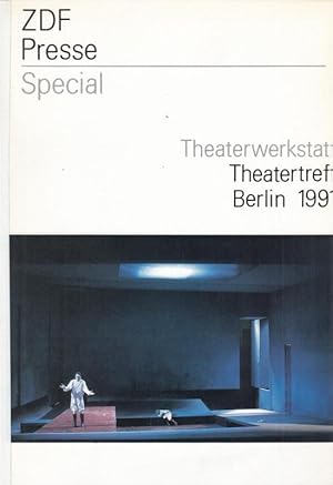 Bild des Verkufers fr Theaterwerkstatt . Theatertreff Berlin 1991. Film in 2 Teilen v. Schmidt, D.N. - Kienzle, Siegfried. - Stcke : Shakespeare. W. : " Das Wintermrchen" . "Timon aus Athen " . "Hamlet / Machine". Schiller, Friedrich "Die Ruber ". Ibsen, Henrik "Nora ". 'John Gabriel Borkmann' (Ibsen). Tschechow, Anton " Ivanov ". Strau, Botho " Schluchor ". Tomeo, Javier " Mtter und Shne ". Dorst, Tankred " Korbes ". Wilson, Robert und Waits, Tom " The Black Rider". Brder Grimm: Mrchen aus Deutschland. ZDF Presse Spezial mit Pressestimmen zu den genannten Stcken. zum Verkauf von Antiquariat Carl Wegner