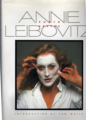 Immagine del venditore per ANNIE LEIBOVITZ PHOTOGRAPHS venduto da COLLECTIBLE BOOK SHOPPE