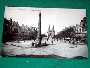 Carte Postale Ancienne - MOULINS - La Place d'Allier.