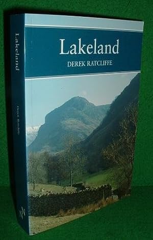 Immagine del venditore per THE NEW NATURALIST LAKELAND THE WILDLIFE OF CUMBRIA venduto da booksonlinebrighton