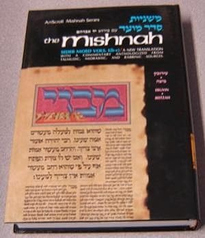 Imagen del vendedor de The Mishnah, Seder Moed, Vol. Ib-c (1, One) Eruvin, Beitzah (ArtScroll Mishnah Series) a la venta por Books of Paradise