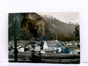 Bild des Verkufers fr AK Luftkurort Waidring. Tirol, mit Sonnenwnde. Dorfansicht, Kirche, Gebirge zum Verkauf von ABC Versand e.K.