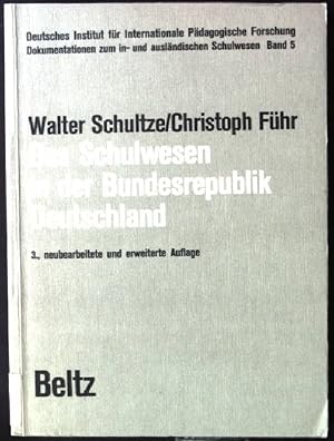 Bild des Verkufers fr Das Schulwesen in der Bundesrepublik Deutschland. Dokumentationen zum in- und auslndischen Schulwesen; Band 5 zum Verkauf von books4less (Versandantiquariat Petra Gros GmbH & Co. KG)