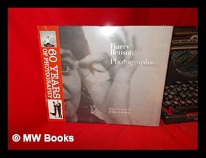 Bild des Verkufers fr Harry Benson : photographs zum Verkauf von MW Books