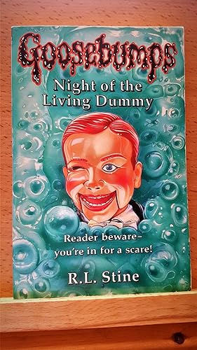 Immagine del venditore per Night of the Living Dummy (Goosebumps) venduto da Collector's Corner