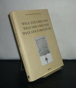 Bild des Verkufers fr Wege zur Urkunde - Wege der Urkunde - Wege der Forschung. Beitrge zur europischen Diplomatik des Mittelalters. Herausgegeben von Karel Hruza und Paul Herold. (= Forschungen zur Kaiser- und Papstgeschichte des Mittelalters, Band 24). zum Verkauf von Antiquariat Kretzer