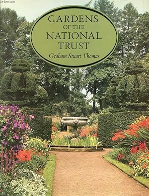 Seller image for GARDENS OF THE NATIONAL TRUST for sale by Le-Livre