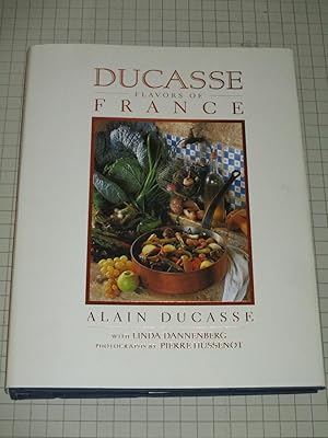 Image du vendeur pour Ducasse Flavors of France mis en vente par rareviewbooks